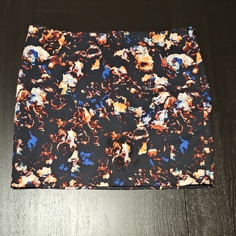RW&CO. Abstract Floral Mini Skirt - Black And Mixed Hues.